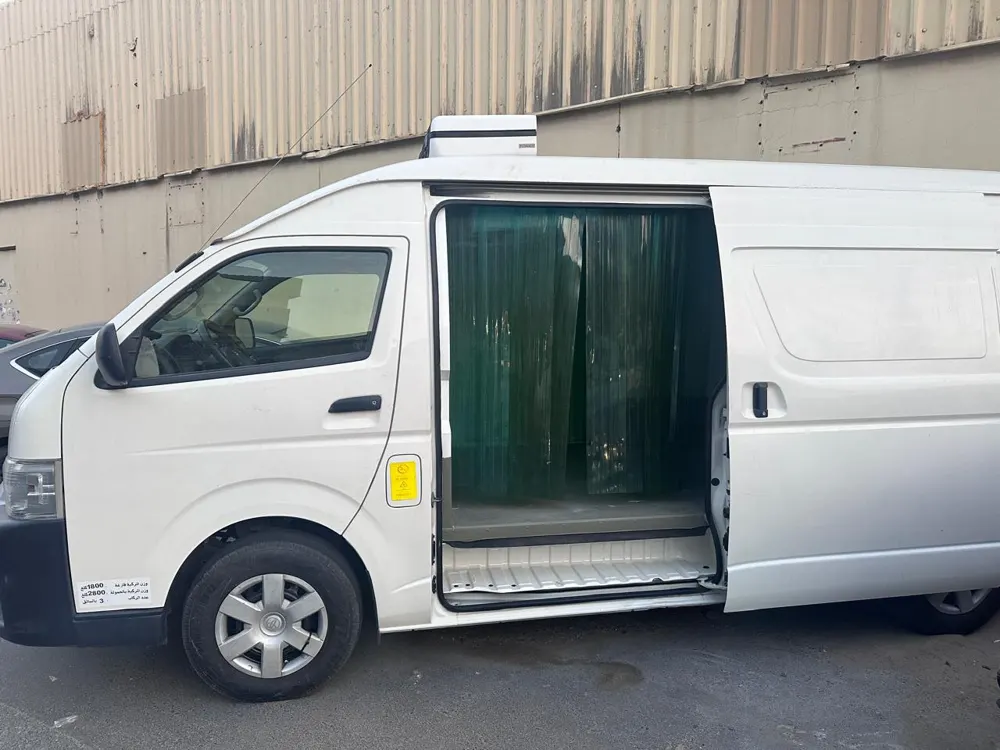 High roof chiller van side sliding door with PVC strip curtain